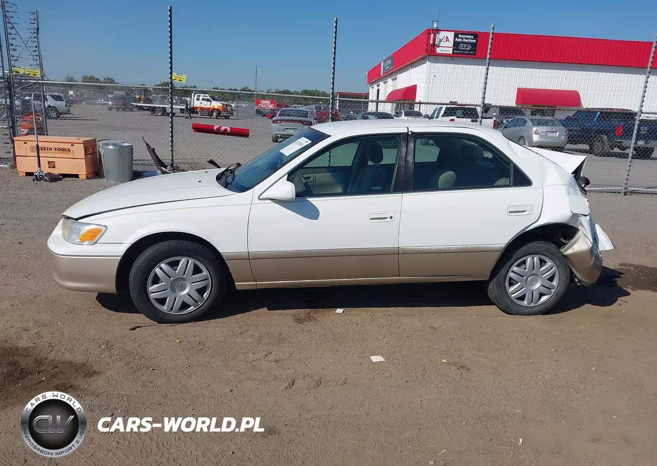 2001 Toyota Camry Le VIN:4T1BG22KX1U824236 - 13
