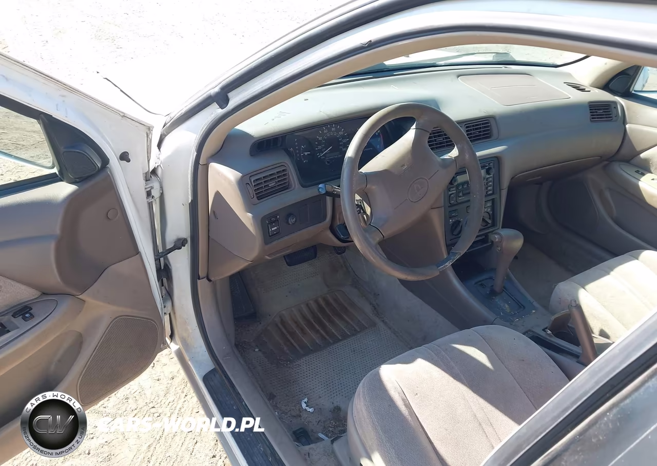 2001 Toyota Camry Le VIN:4T1BG22KX1U824236 - 16