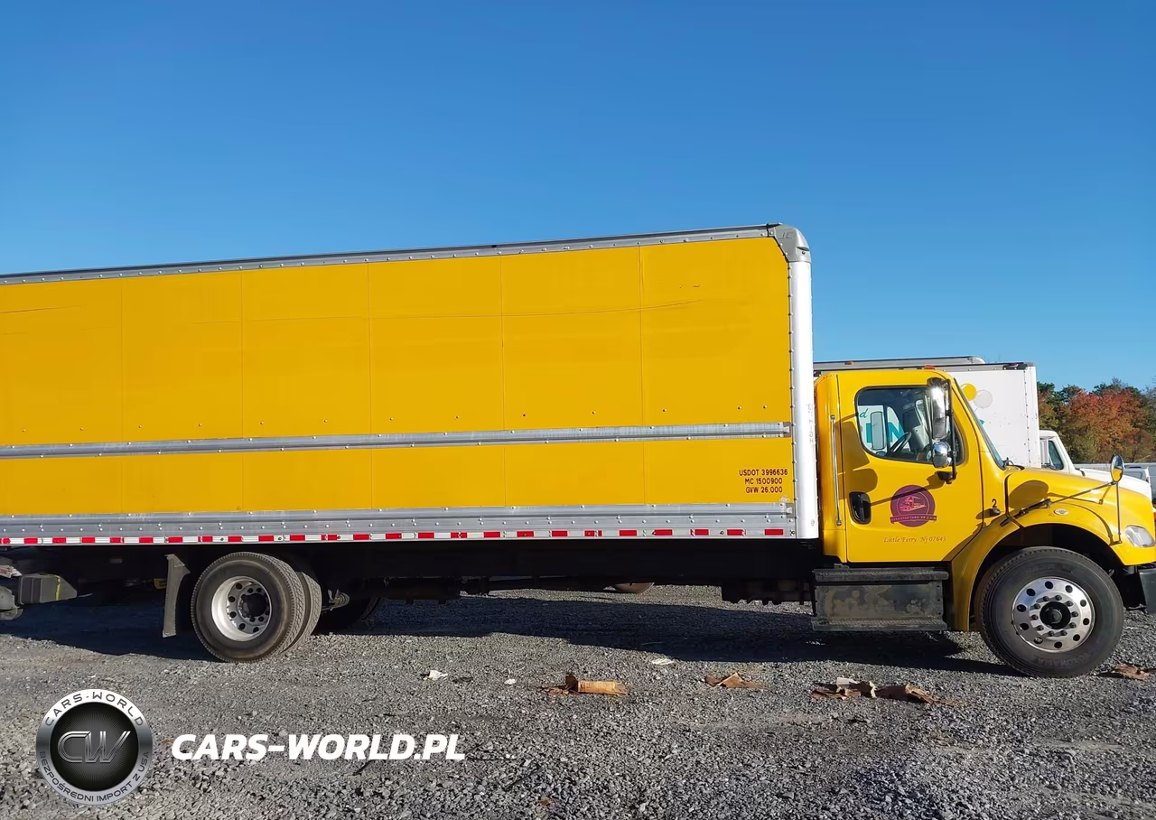2018 Freightliner M2 106 VIN:1FVACWFB0JHJH5617 - 13