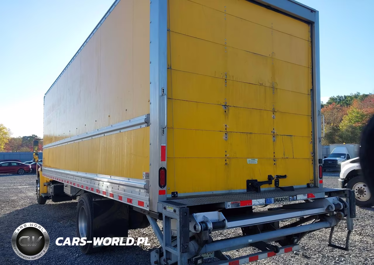 2018 Freightliner M2 106 VIN:1FVACWFB0JHJH5617 - 3