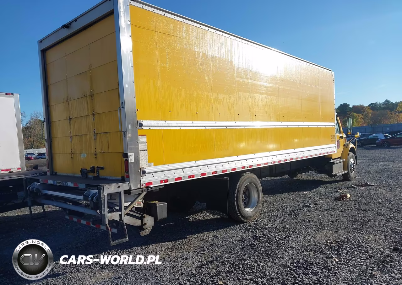 2018 Freightliner M2 106 VIN:1FVACWFB0JHJH5617 - 4
