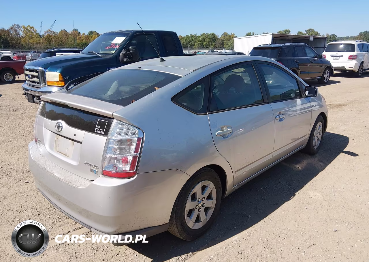 2008 Toyota Prius VIN:JTDKB20U183379702 - 4