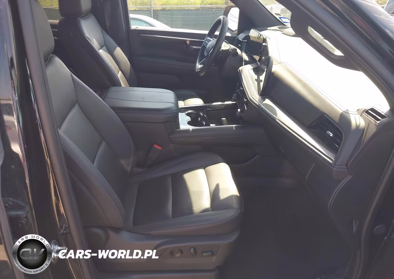 2025 Chevrolet Tahoe 2Wd Lt VIN:1GNS5NRD1SR273970 - 5