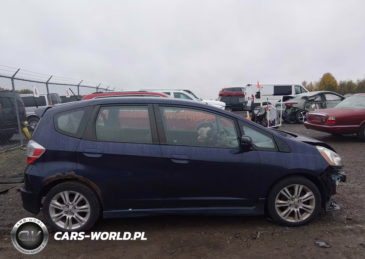 2009 Honda Fit Sport VIN:JHMGE88459S052665 - 14
