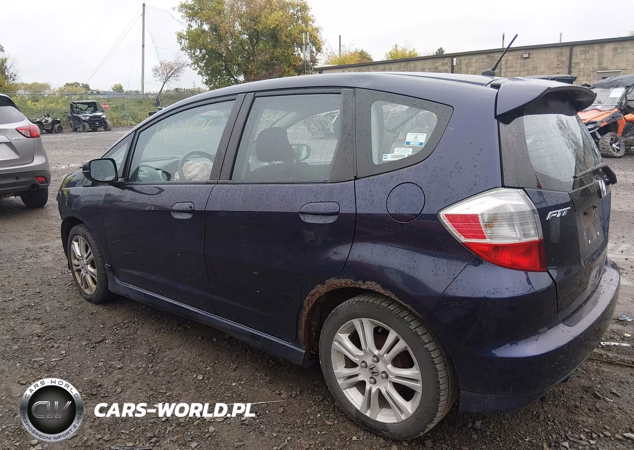 2009 Honda Fit Sport VIN:JHMGE88459S052665 - 3