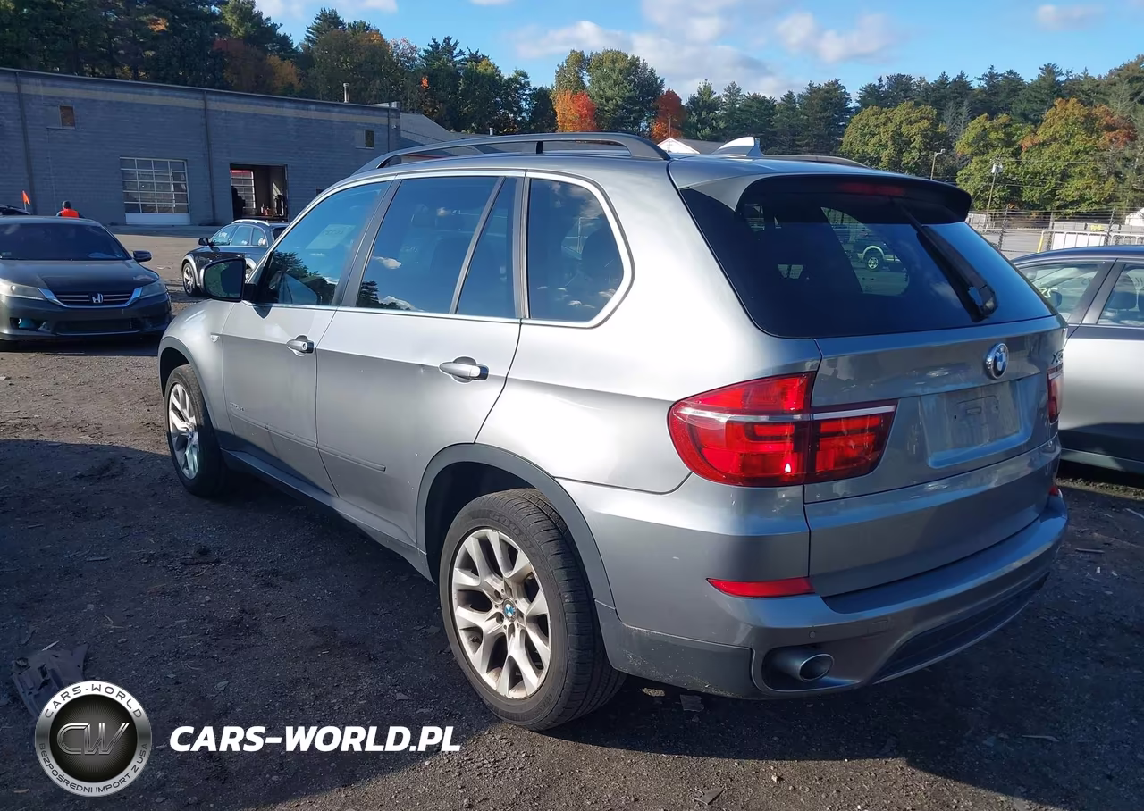 2013 BMW X5 xDrive35D VIN:5UXZW0C57D0B92280 - 3