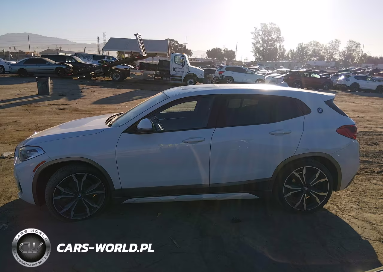 2018 BMW X2 XDRIVE28I VIN:WBXYJ5C31JEF82624 - 14