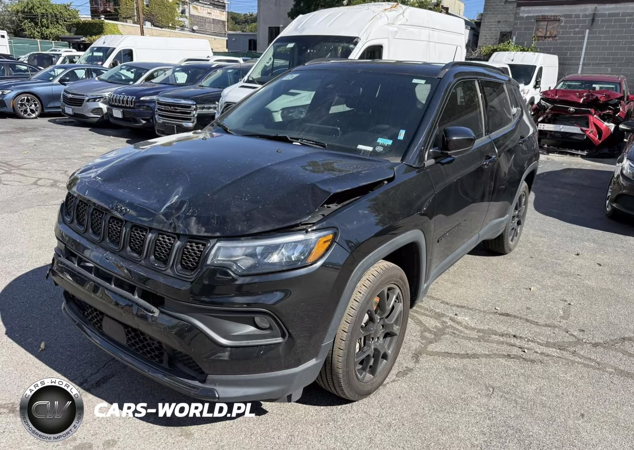 2023 Jeep Compass Altitude 4X4 VIN:3C4NJDBN7PT529932 - 2