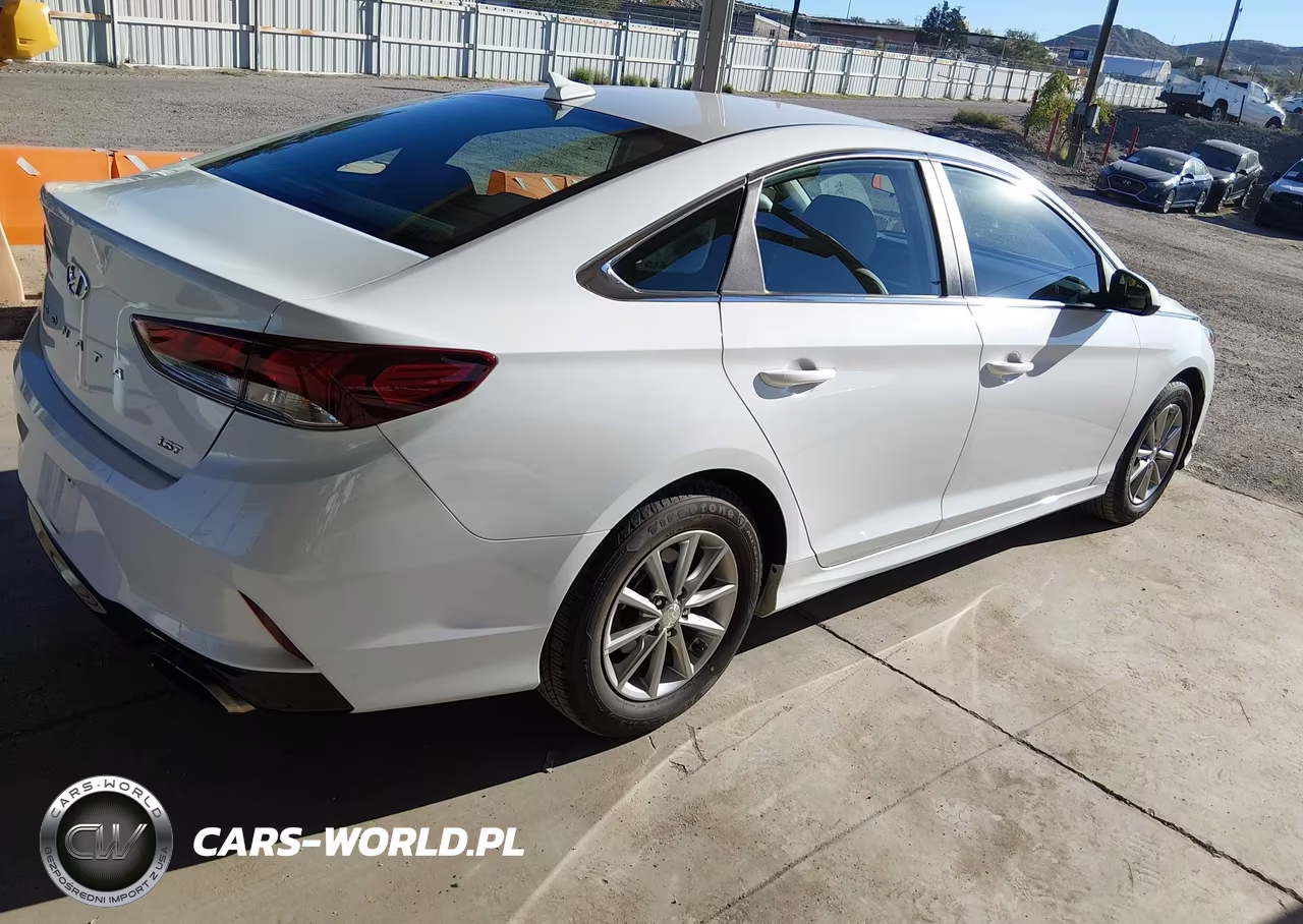 2018 Hyundai Sonata Eco VIN:5NPE24AA9JH706922 - 4