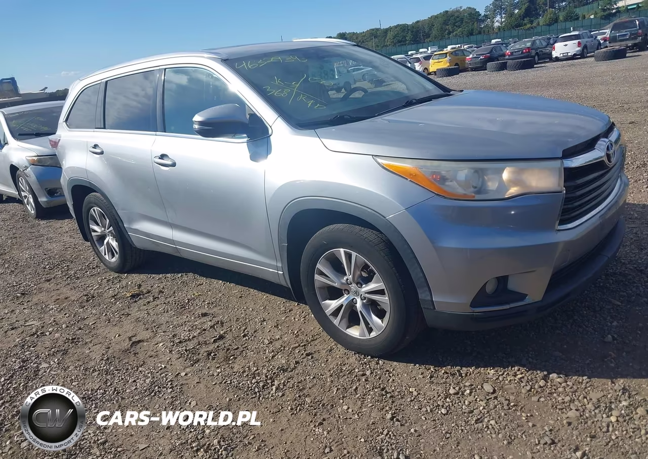 2015 Toyota Highlander Xle V6 VIN:5TDJKRFH6FS198590 - 1