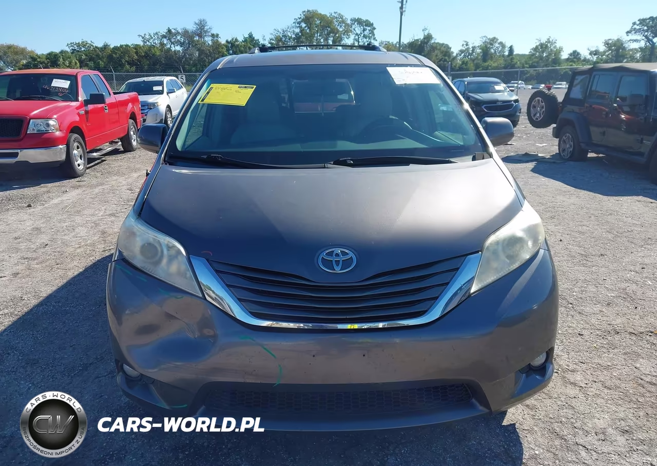 2014 Toyota Sienna Xle V6 8 Passenger VIN:5TDYK3DC4ES463380 - 12