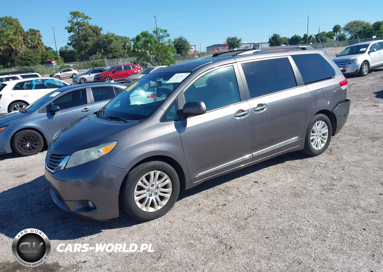 2014 Toyota Sienna Xle V6 8 Passenger VIN:5TDYK3DC4ES463380 - 2