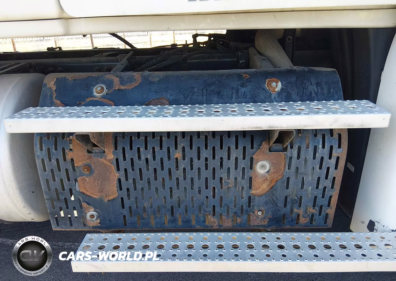 2015 Freightliner Cascadia 125 VIN:3AKJGLBG8FSFX6504 - 11