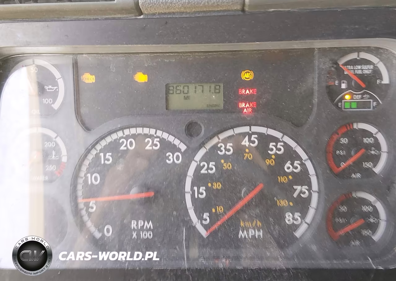 2015 Freightliner Cascadia 125 VIN:3AKJGLBG8FSFX6504 - 5