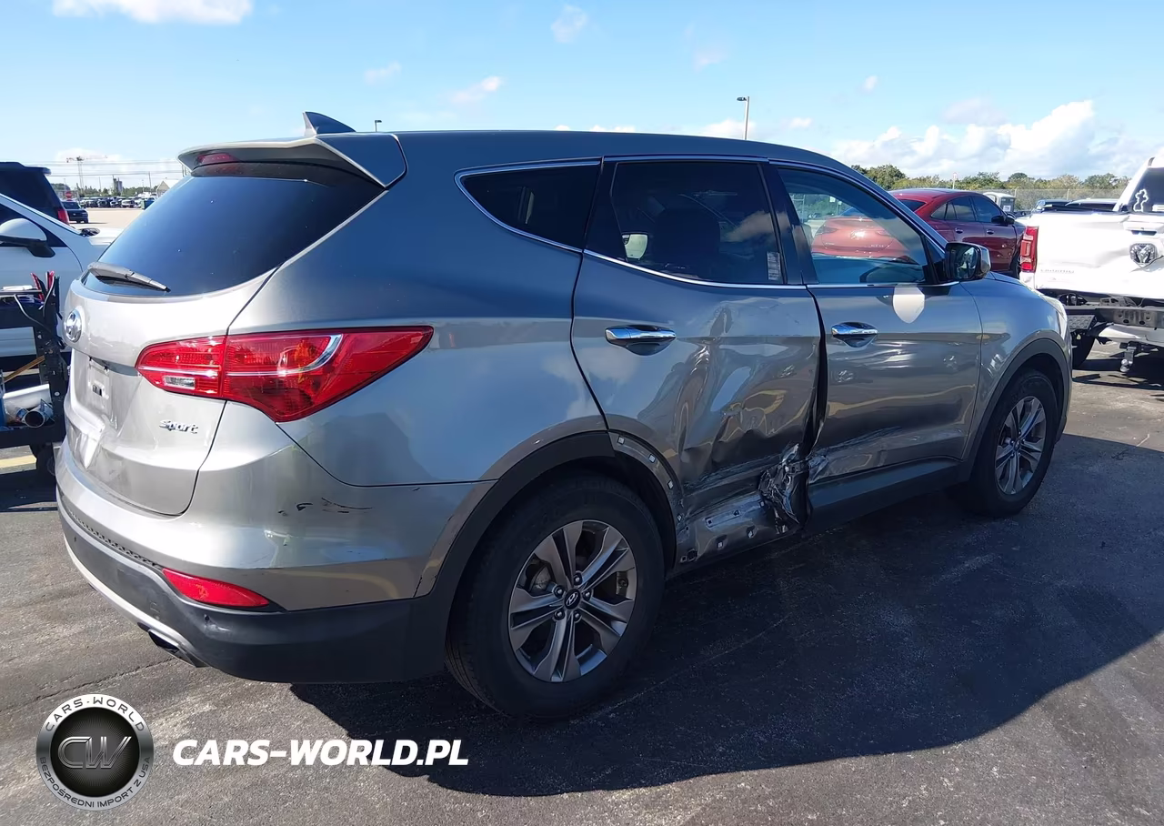 2016 Hyundai Santa Fe Sport 2.4L VIN:5XYZT3LB1GG351808 - 4