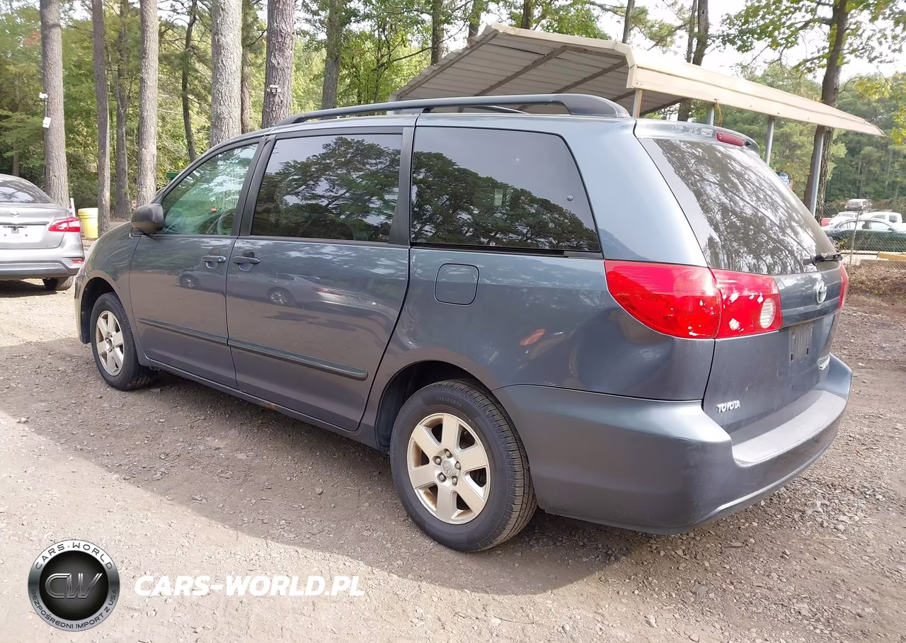 2009 Toyota Sienna Le VIN:5TDZK23C09S272125 - 3