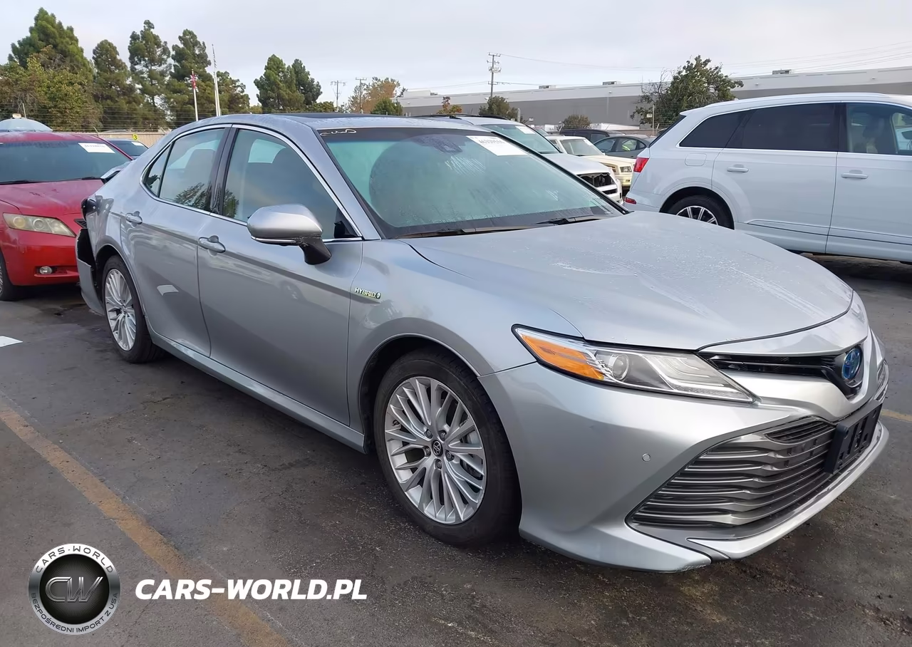 2018 Toyota Camry Hybrid Xle