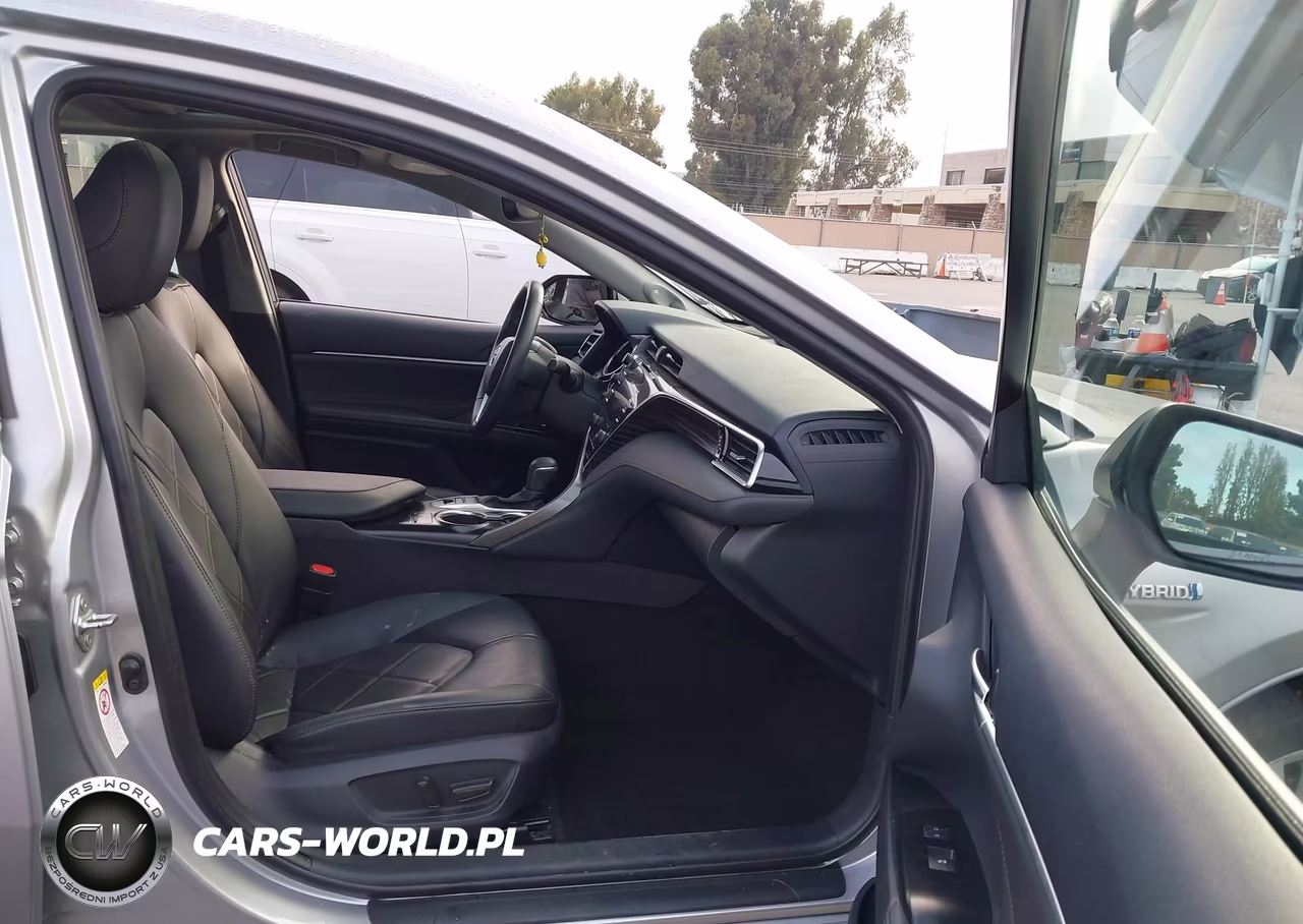 2018 Toyota Camry Hybrid Xle VIN:4T1B21HK2JU005141 - 5
