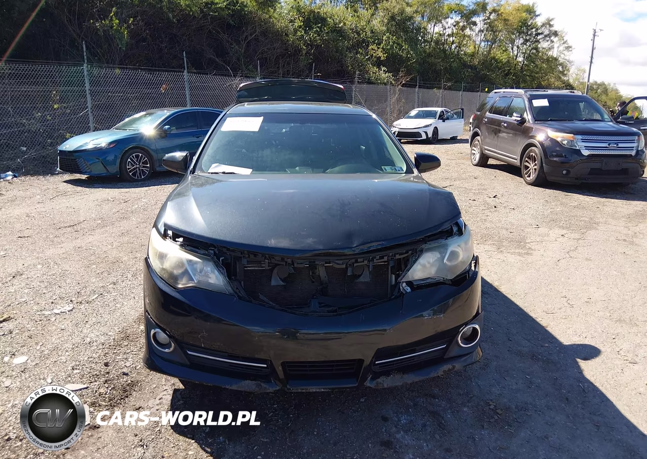 2014 Toyota Camry Se VIN:4T1BF1FKXEU810074 - 12