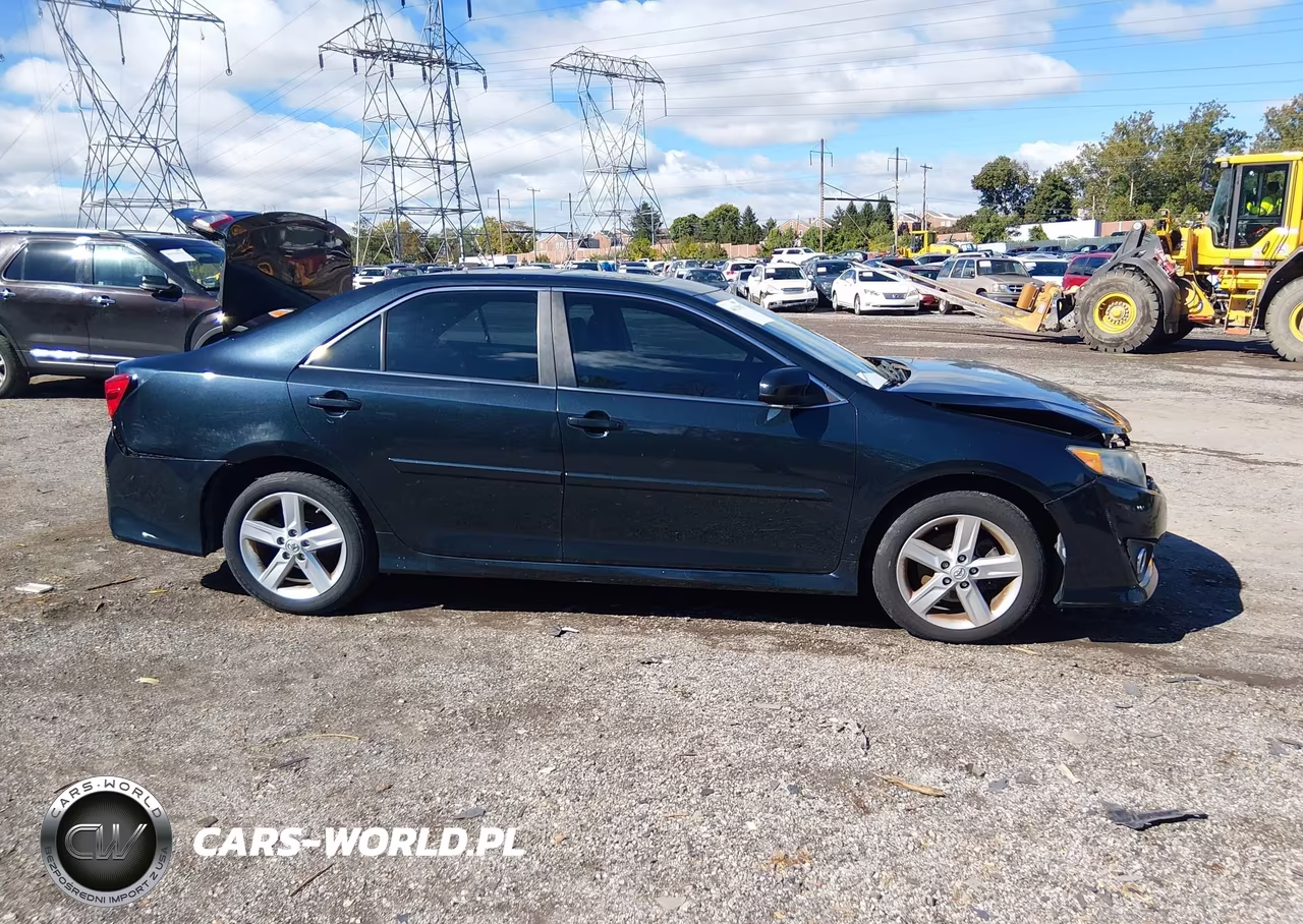 2014 Toyota Camry Se VIN:4T1BF1FKXEU810074 - 13