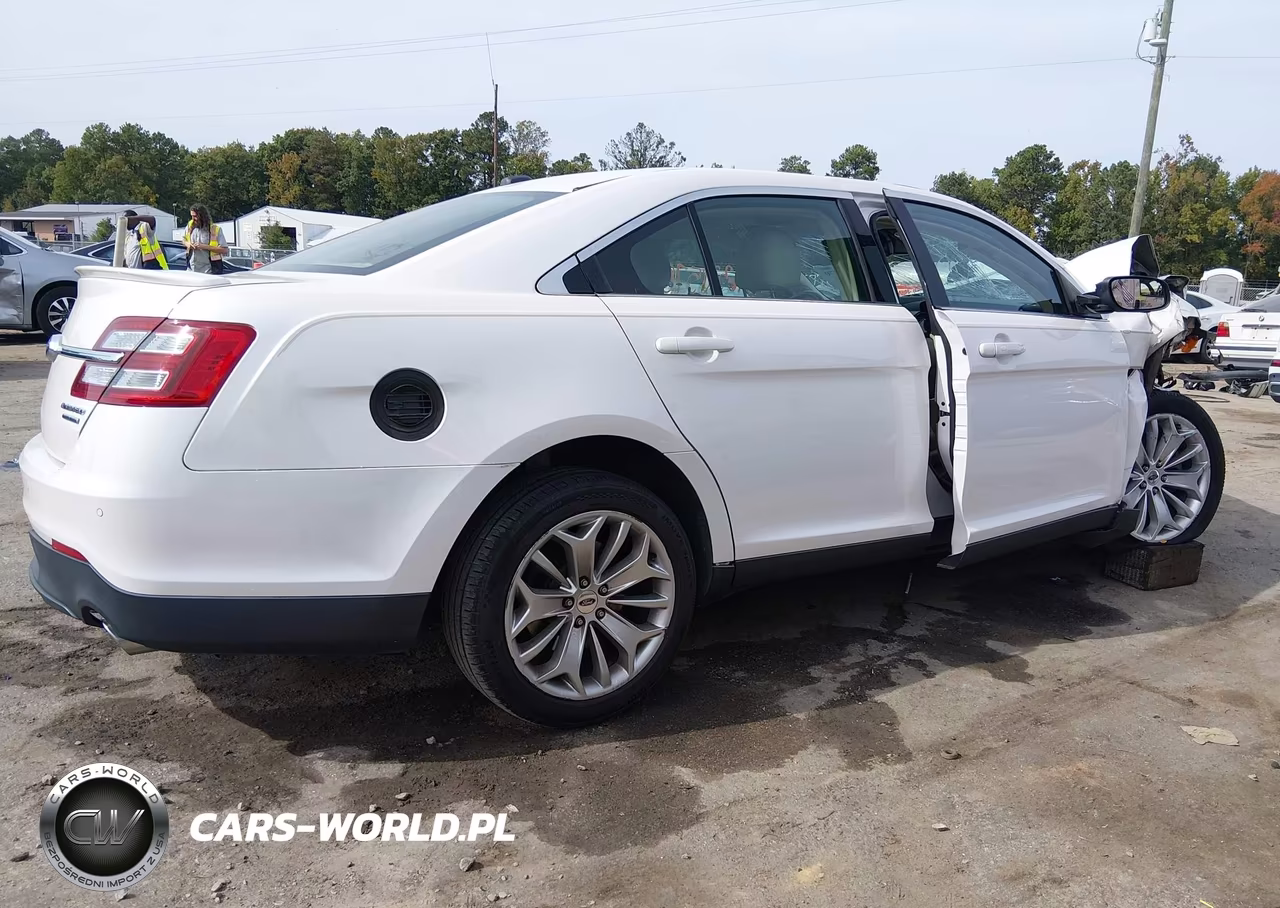 2018 Ford Taurus Limited VIN:1FAHP2F83JG135494 - 14