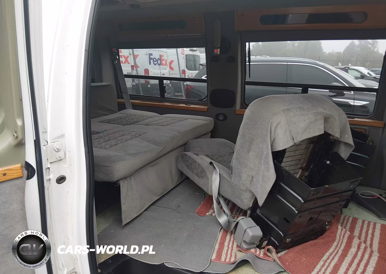 2001 Ford E-150 Recreational VIN:1FDRE14W71HB16503 - 8