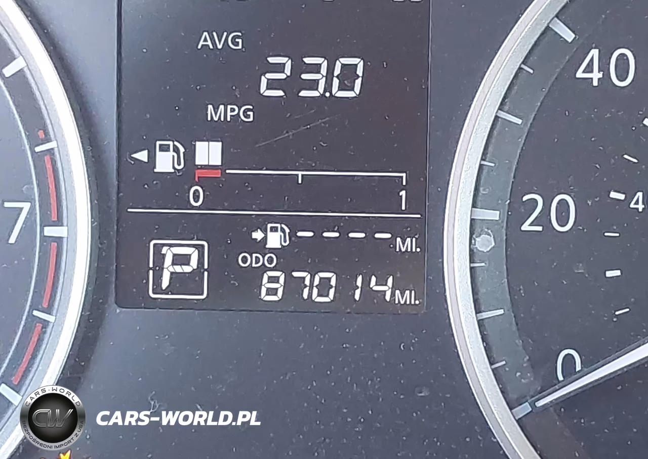 2019 Nissan Kicks S VIN:3N1CP5CU5KL534639 - 16