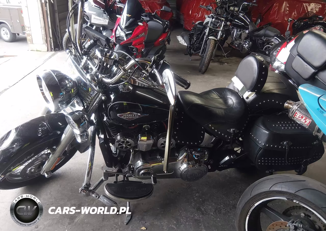 2013 Harley-Davidson Flstc Heritage Softail Classic VIN:1HD1BWV1XDB014144 - 13