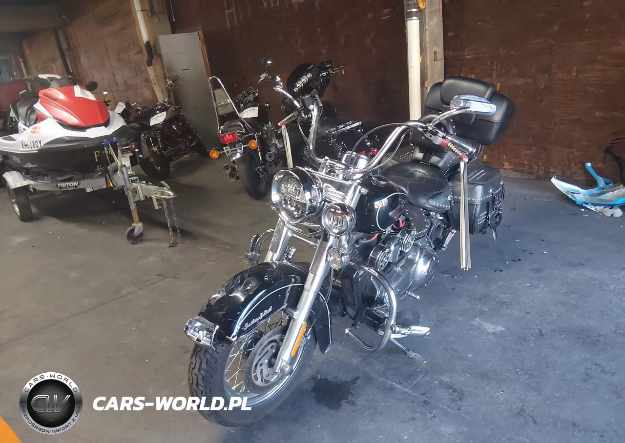 2013 Harley-Davidson Flstc Heritage Softail Classic VIN:1HD1BWV1XDB014144 - 5