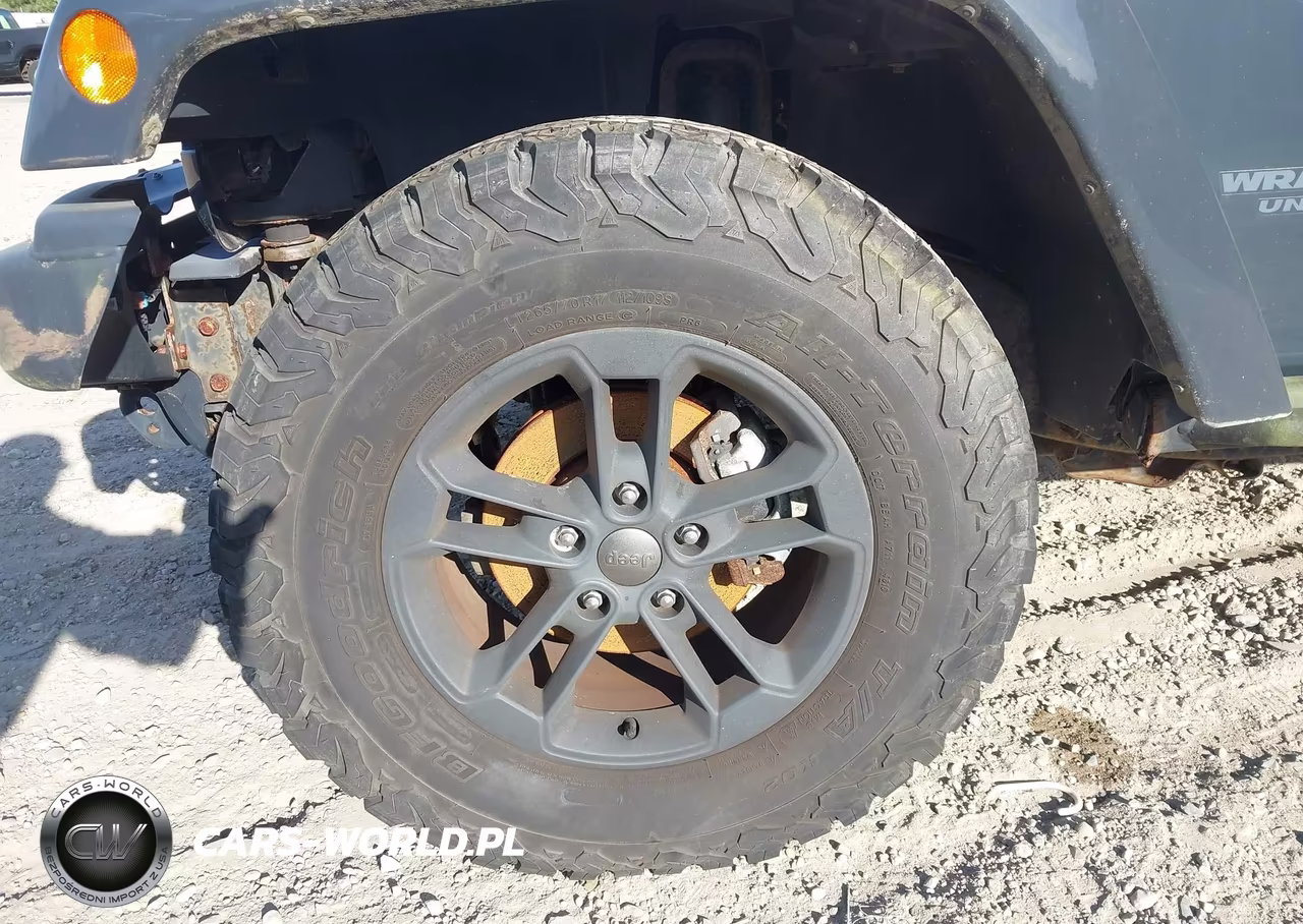 2017 Jeep Wrangler Unlimited Winter 4X4 VIN:1C4BJWEG3HL566467 - 18