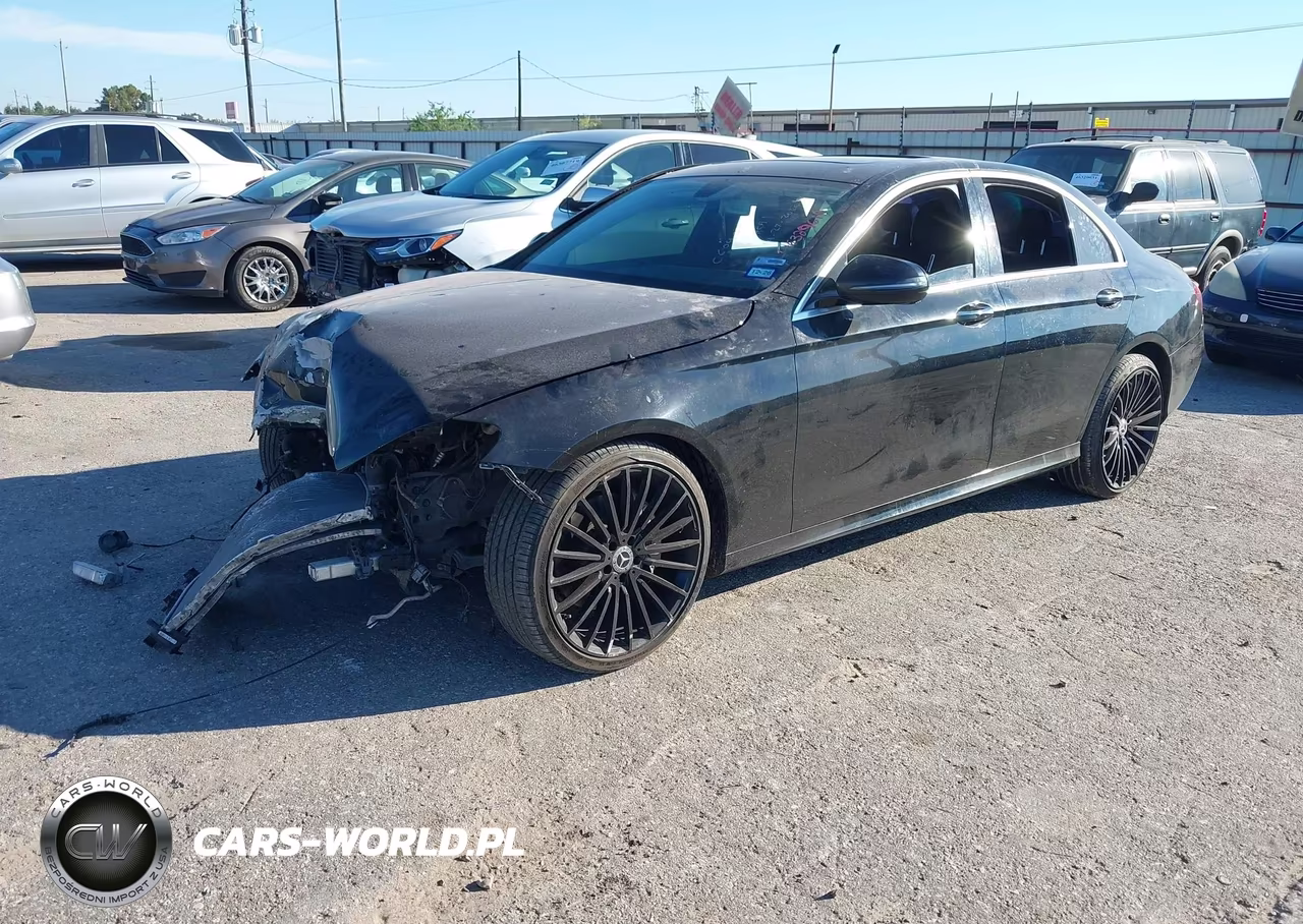 2017 Mercedes-Benz E 300 VIN:WDDZF4JB3HA145073 - 2