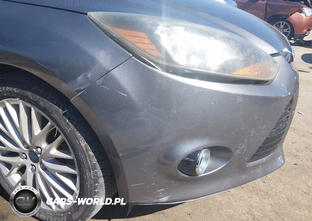 2013 Ford Focus Titanium VIN:1FADP3J29DL382103 - 15