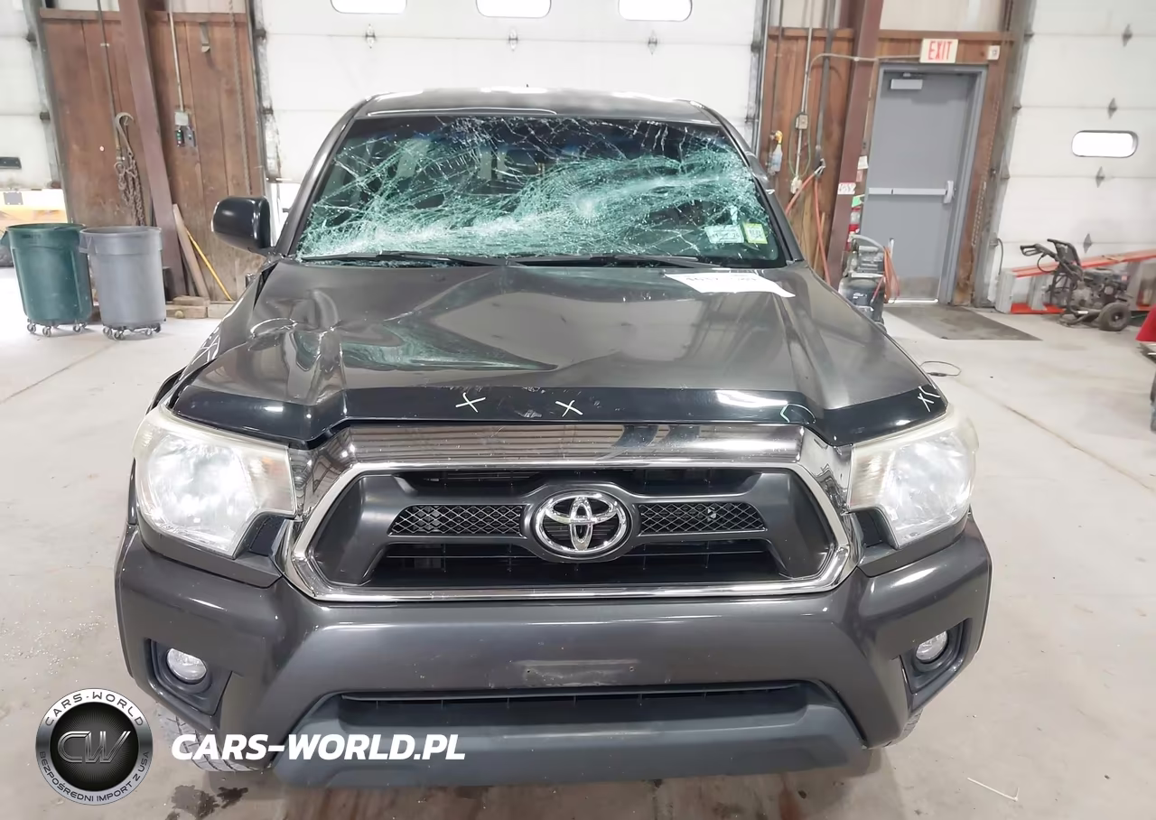 2015 Toyota Tacoma Base V6 VIN:3TMMU4FN4FM079419 - 12