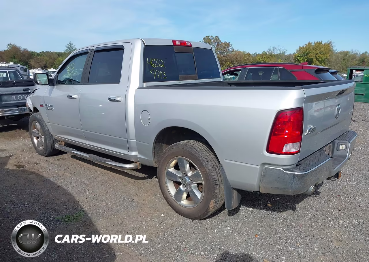2015 Ram 1500 Big Horn VIN:3C6RR7LT3FG585003 - 3