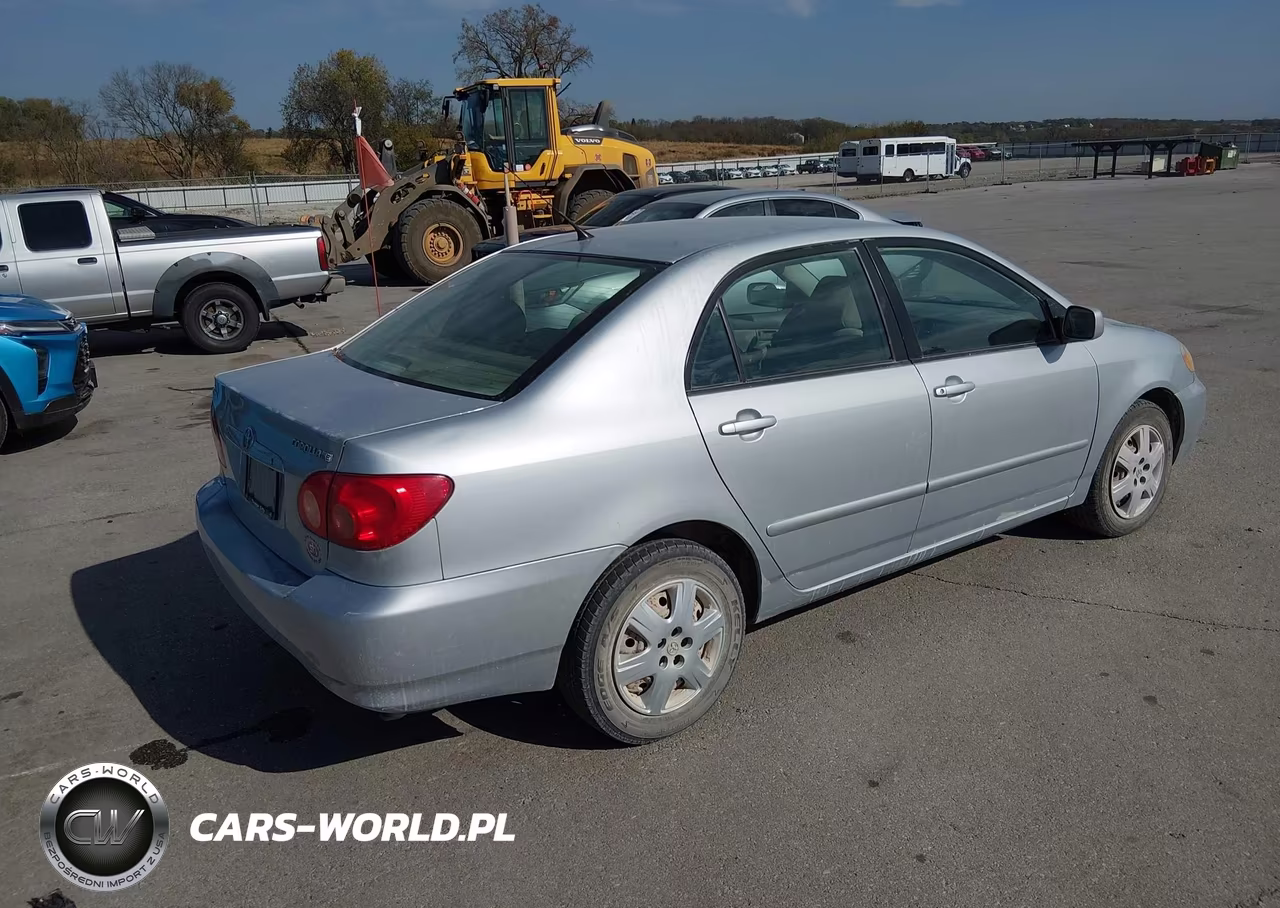 2005 Toyota Corolla Le VIN:1NXBR32E75Z524153 - 4