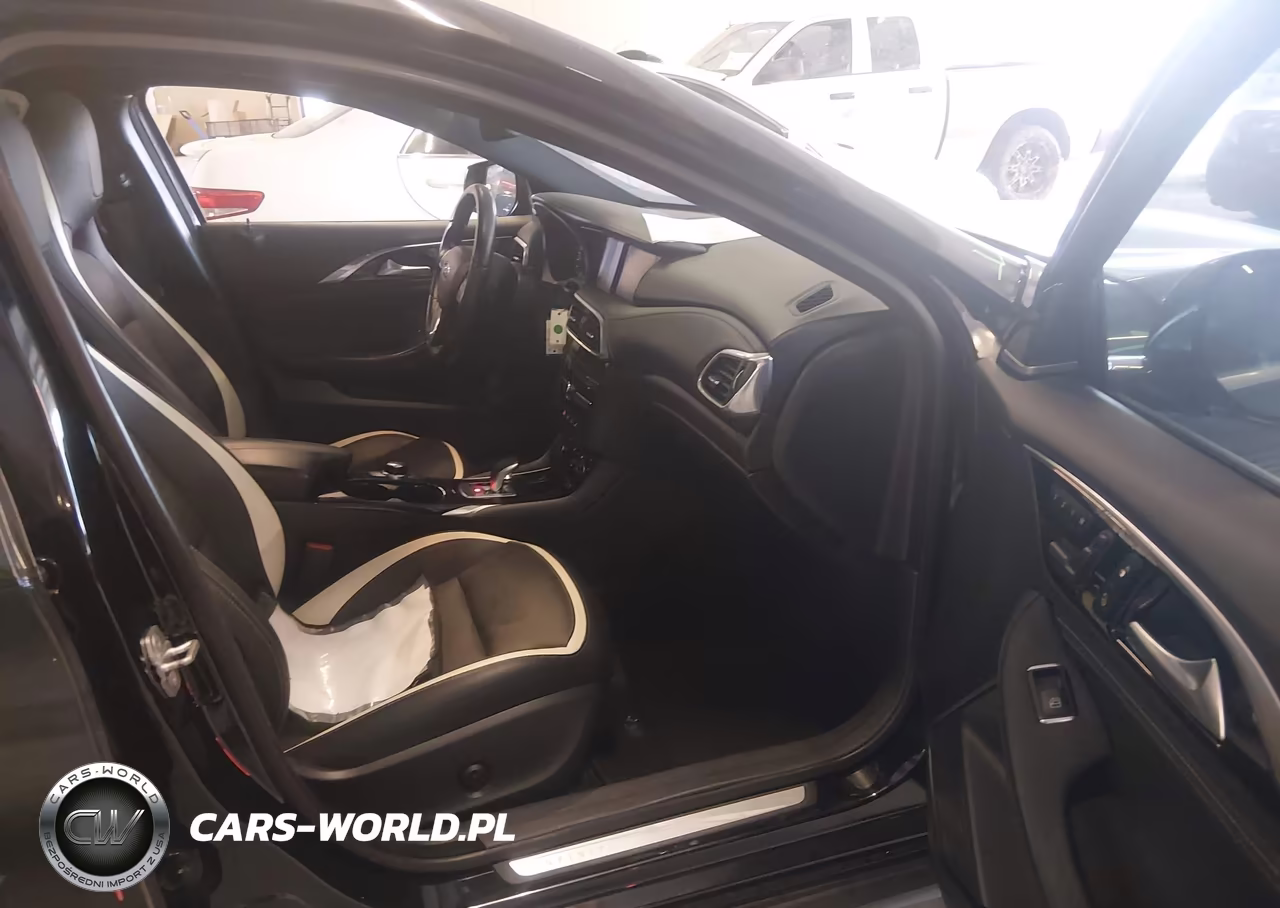 2017 Infiniti Qx30 Sport VIN:SJKCH5CP1HA025620 - 5