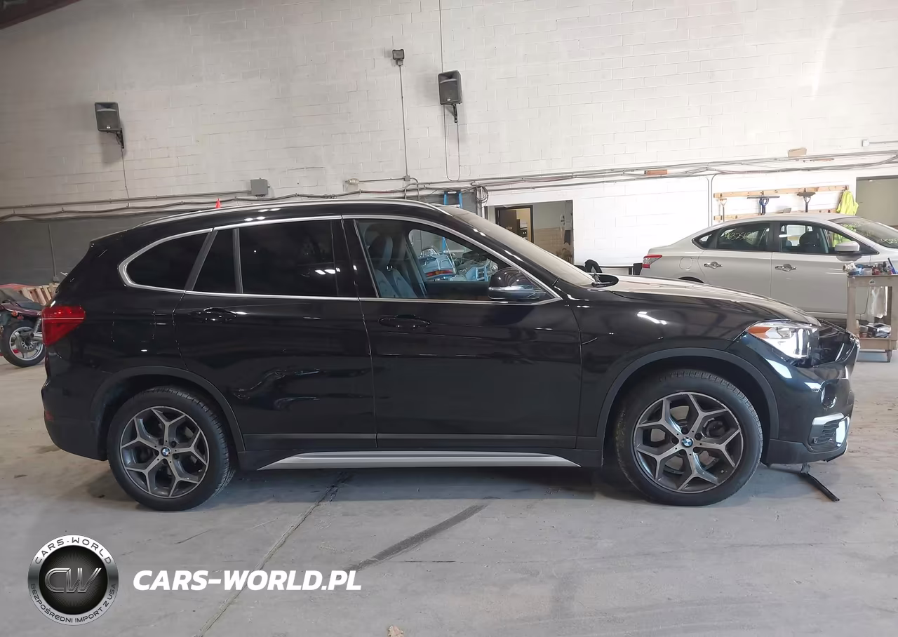 2019 BMW X1 xDrive28I VIN:WBXHT3C50K5L90044 - 14