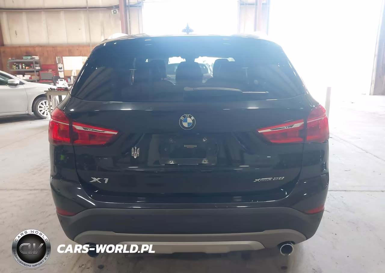 2019 BMW X1 xDrive28I VIN:WBXHT3C50K5L90044 - 17