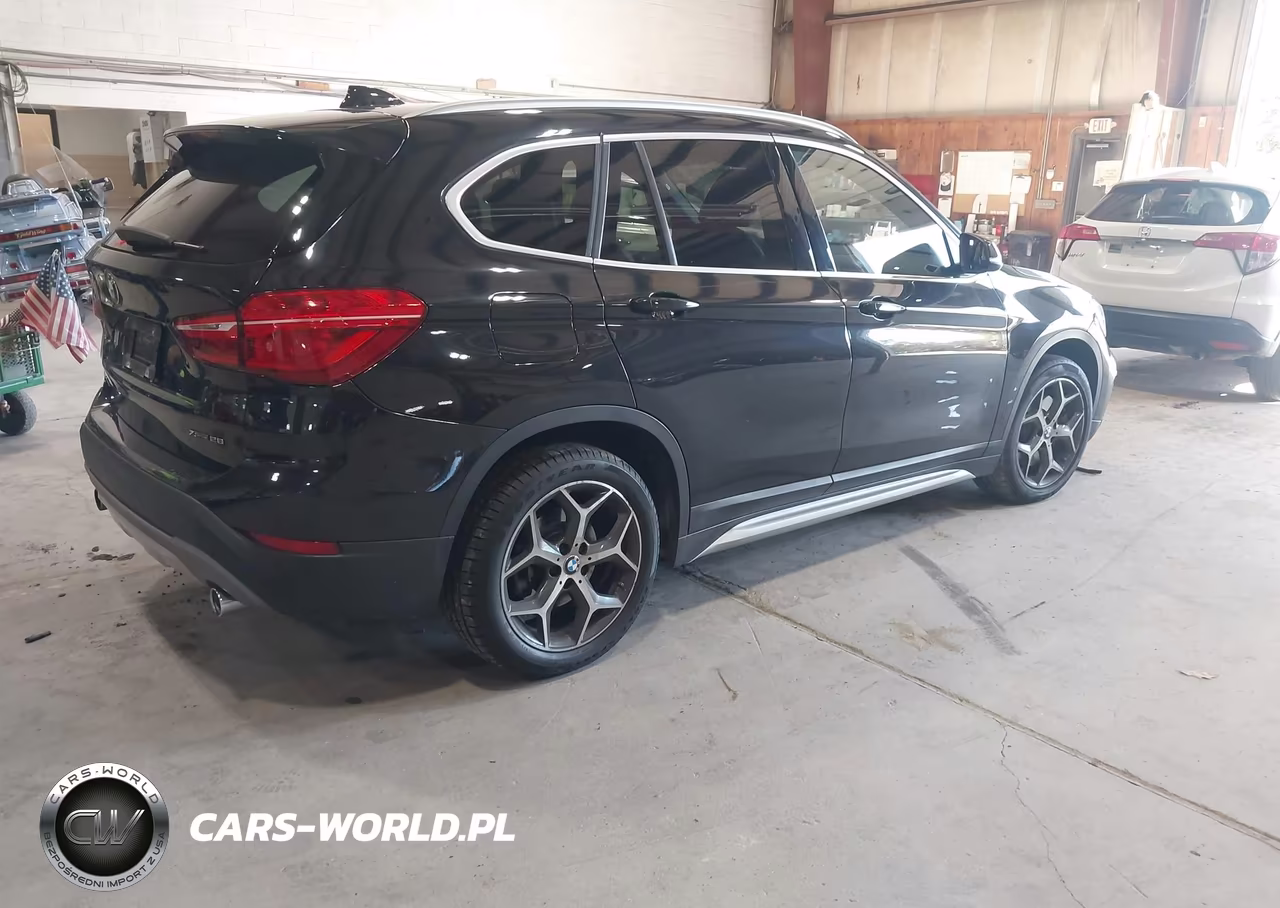 2019 BMW X1 xDrive28I VIN:WBXHT3C50K5L90044 - 4