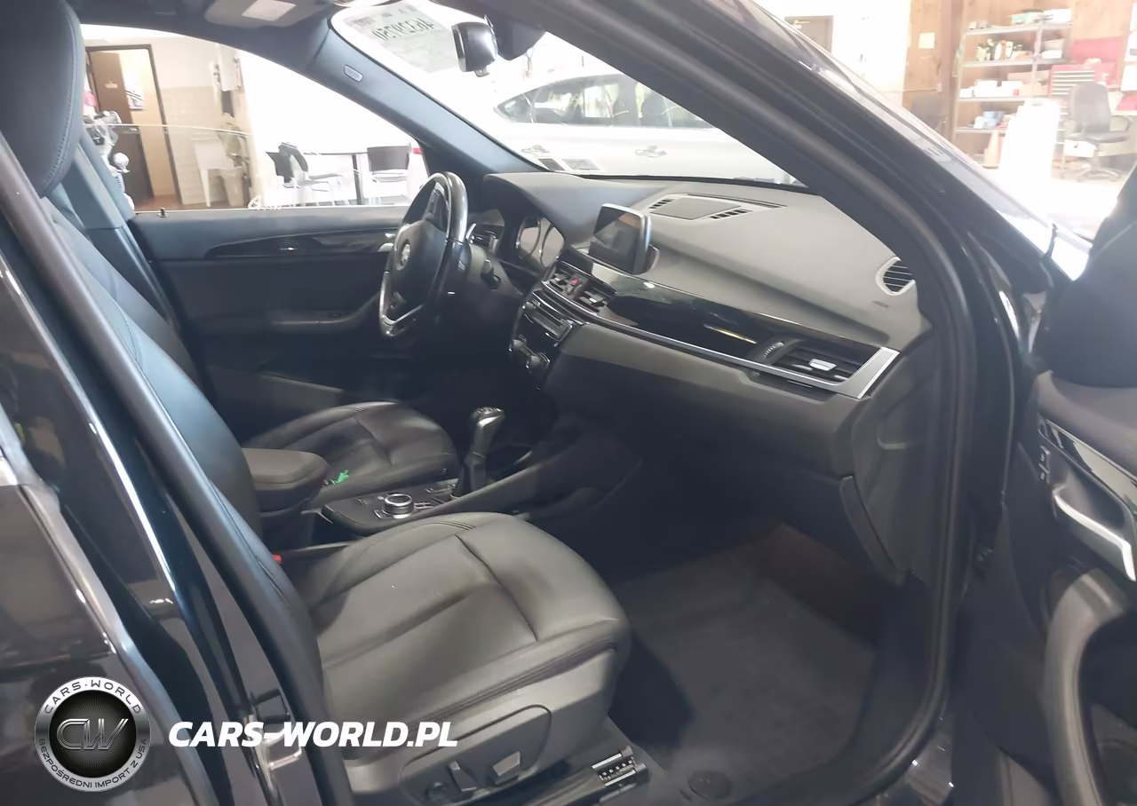 2019 BMW X1 xDrive28I VIN:WBXHT3C50K5L90044 - 5