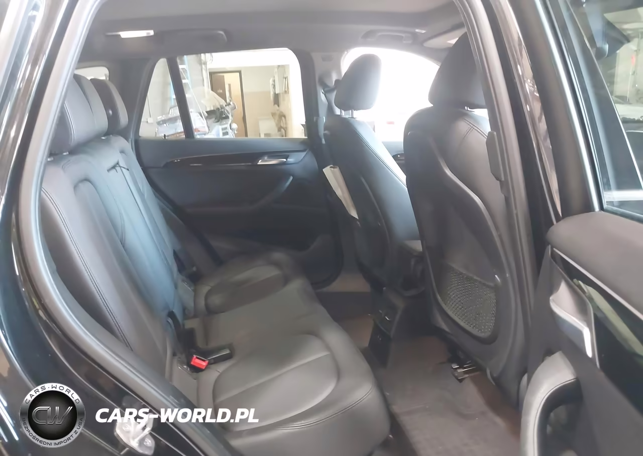 2019 BMW X1 xDrive28I VIN:WBXHT3C50K5L90044 - 8