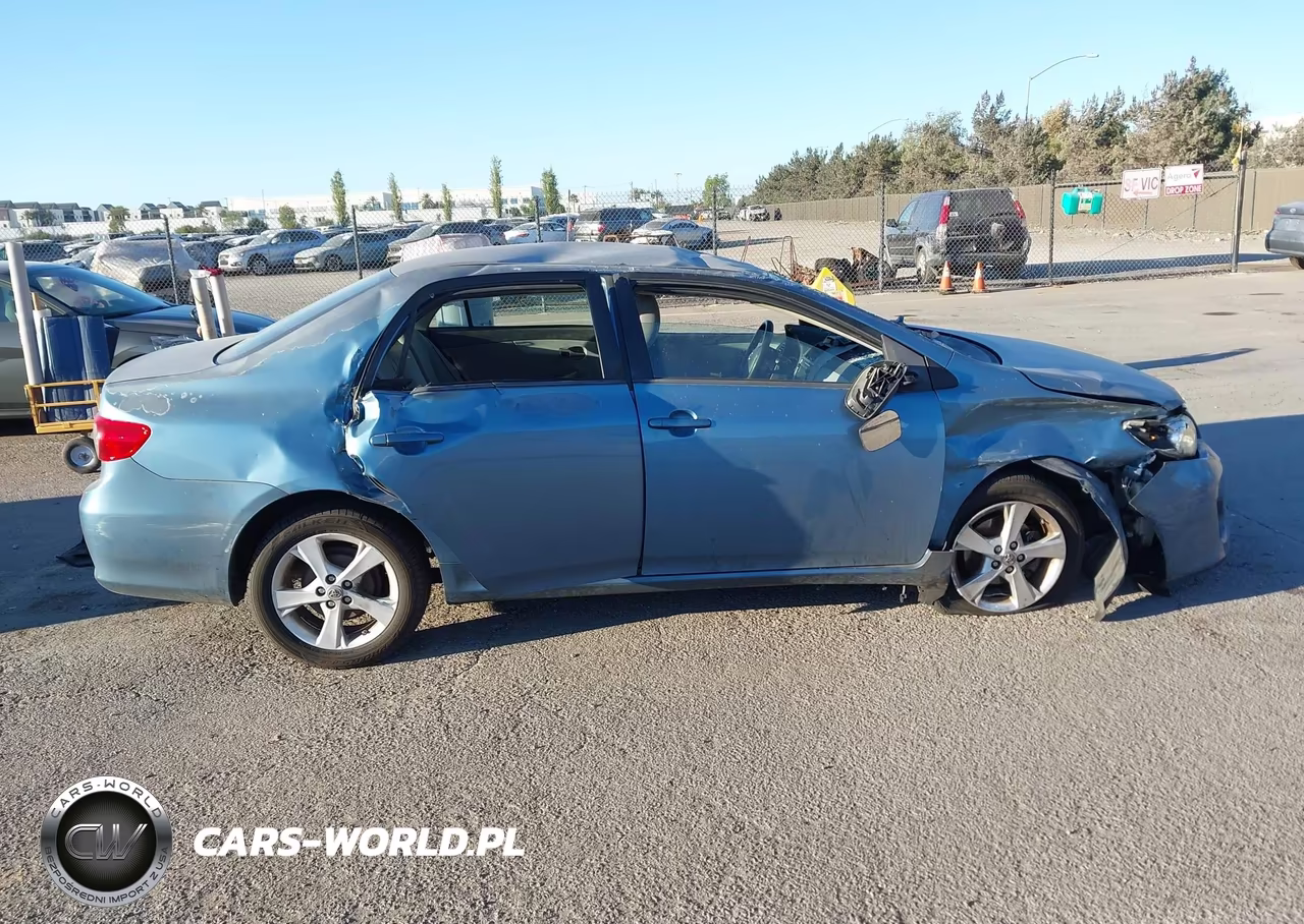 2012 Toyota Corolla Le VIN:5YFBU4EE3CP070790 - 17
