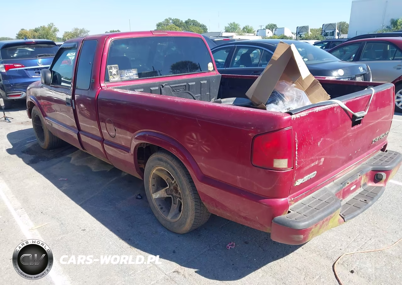 2003 Chevrolet S-10 Ls VIN:1GCCS19X738130411 - 3