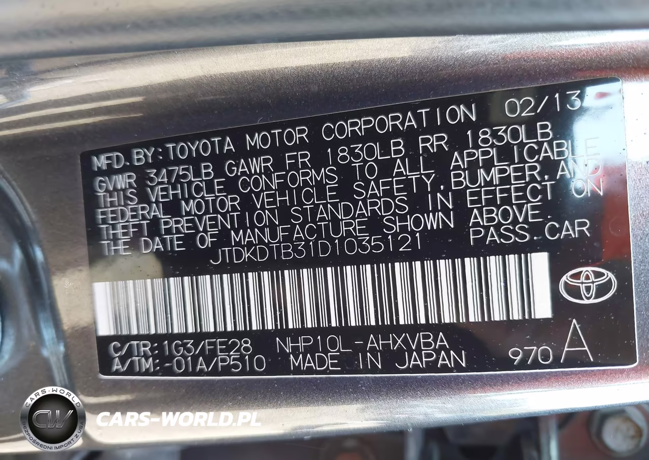 2013 Toyota Prius C One VIN:JTDKDTB31D1035121 - 9