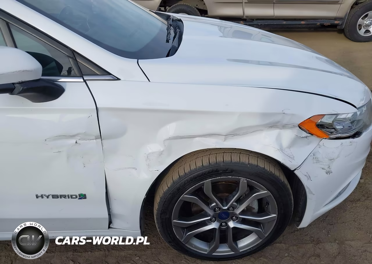 2017 Ford Fusion Hybrid Se VIN:3FA6P0LU6HR165475 - 17