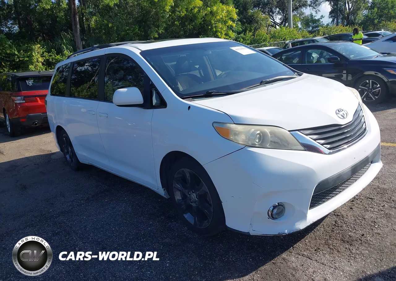 2011 Toyota Sienna Se VIN:5TDXK3DC3BS153616 - 18