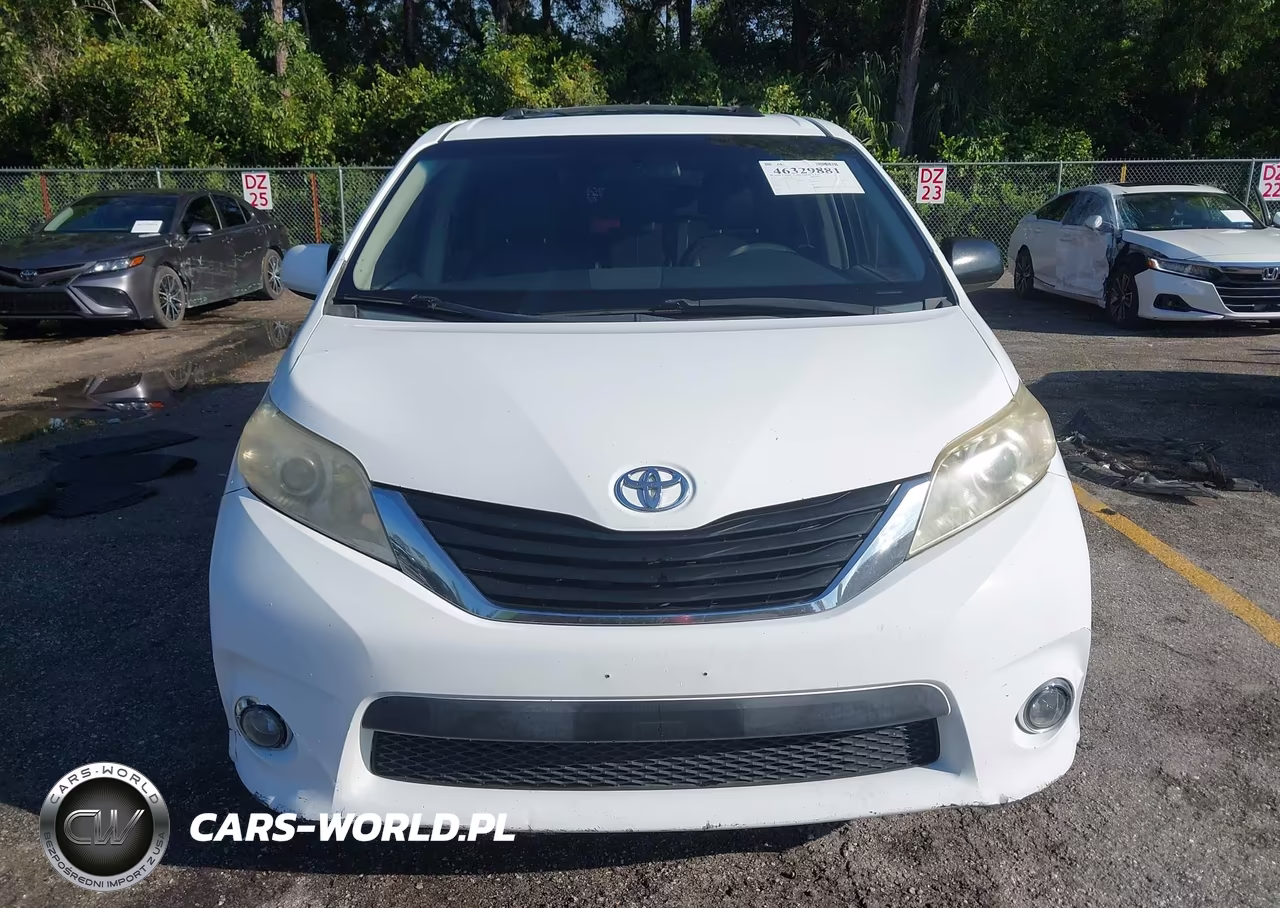 2011 Toyota Sienna Se VIN:5TDXK3DC3BS153616 - 6