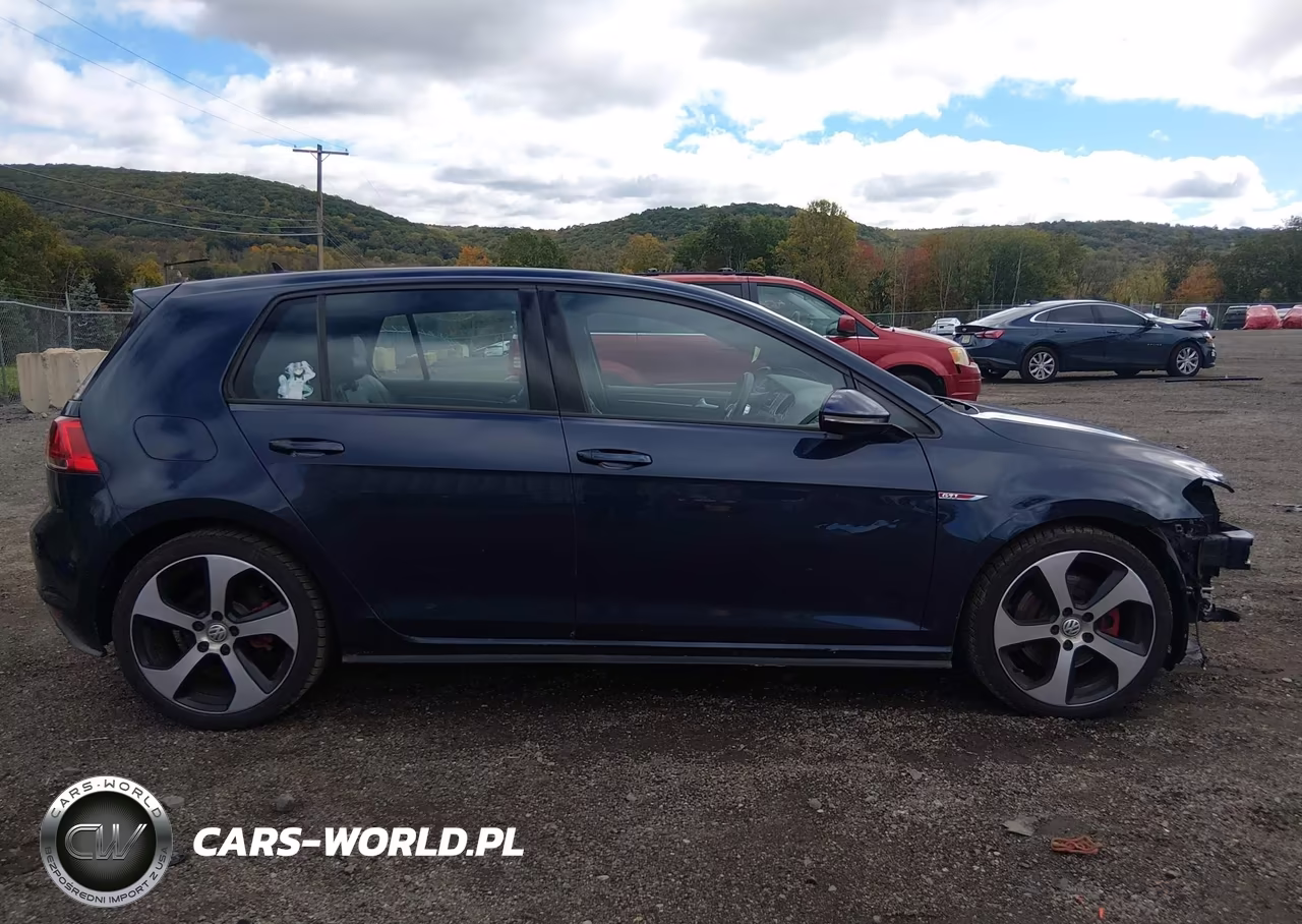 2015 Volkswagen Golf Gti 2.0T Se 4-Door VIN:3VW5T7AU3FM010418 - 14