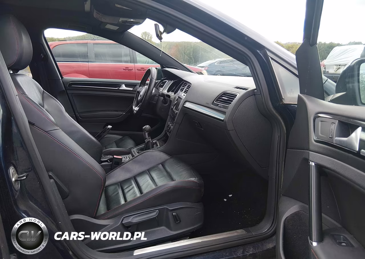 2015 Volkswagen Golf Gti 2.0T Se 4-Door VIN:3VW5T7AU3FM010418 - 5