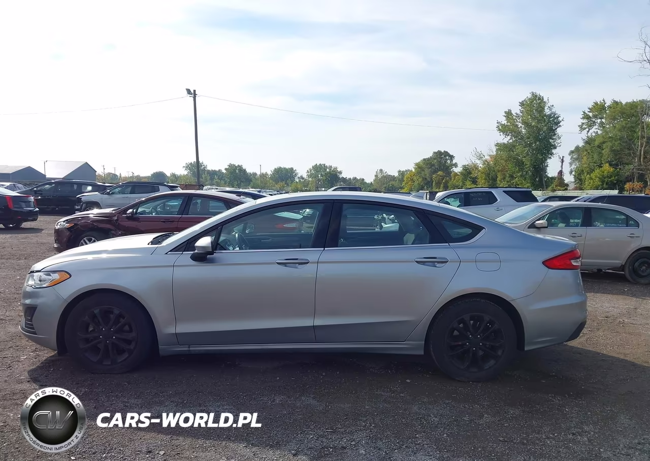 2020 Ford Fusion Se VIN:3FA6P0HD7LR217827 - 14
